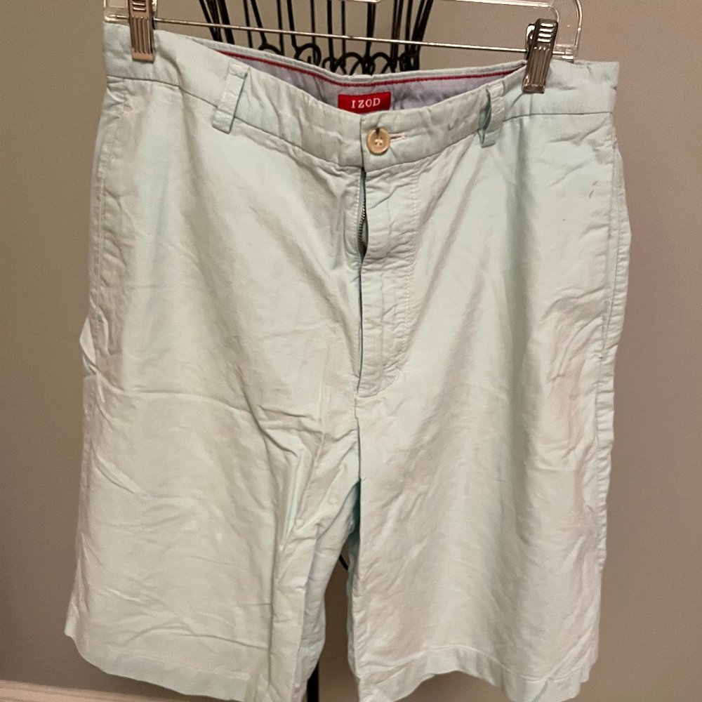 Izod light turquoise shorts